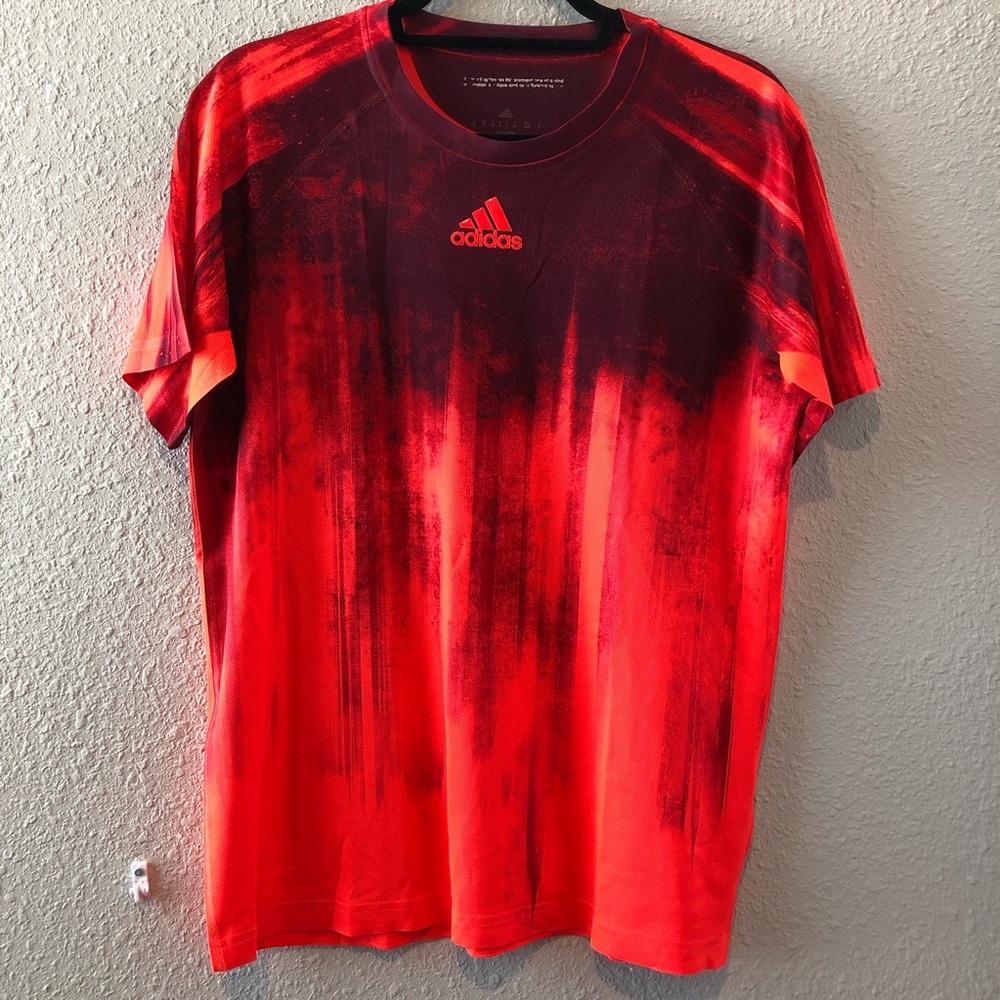Mens medium adidas athletic neon orange/burnt red ombré t-shirt. 100% Polyester.